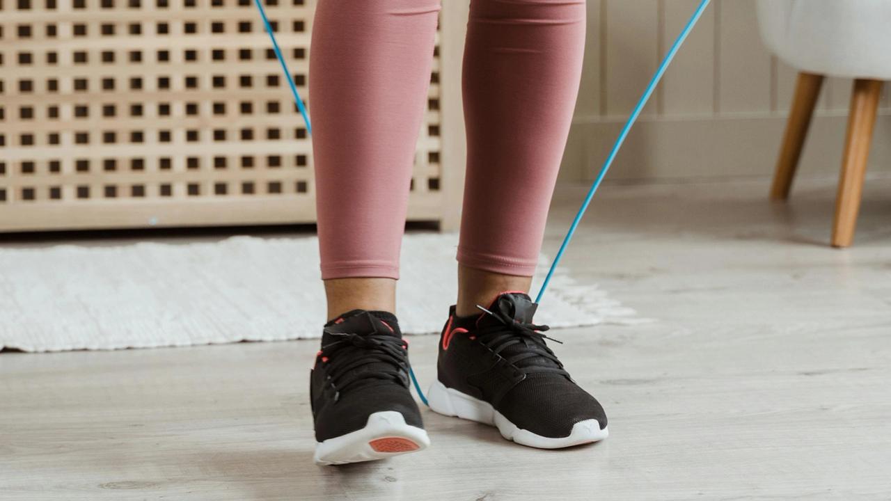 Health Coach Tip: Benefits Of Jump Rope | THE WELL