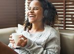 woman-cozy-tea