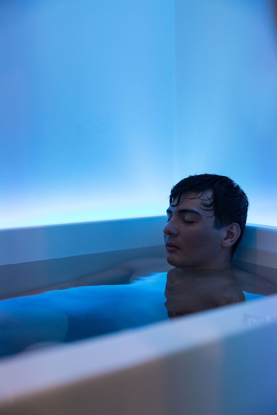 cold plunge for bio-hacking